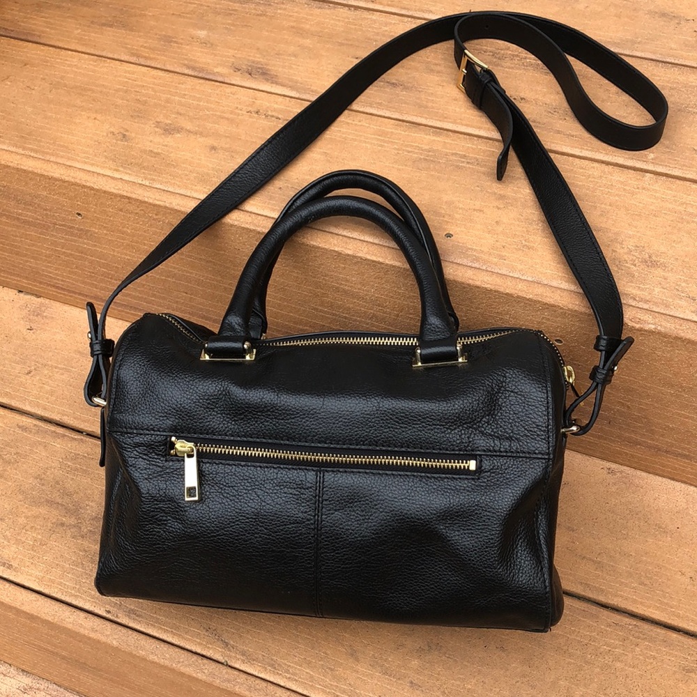 Leather low shoulder bag